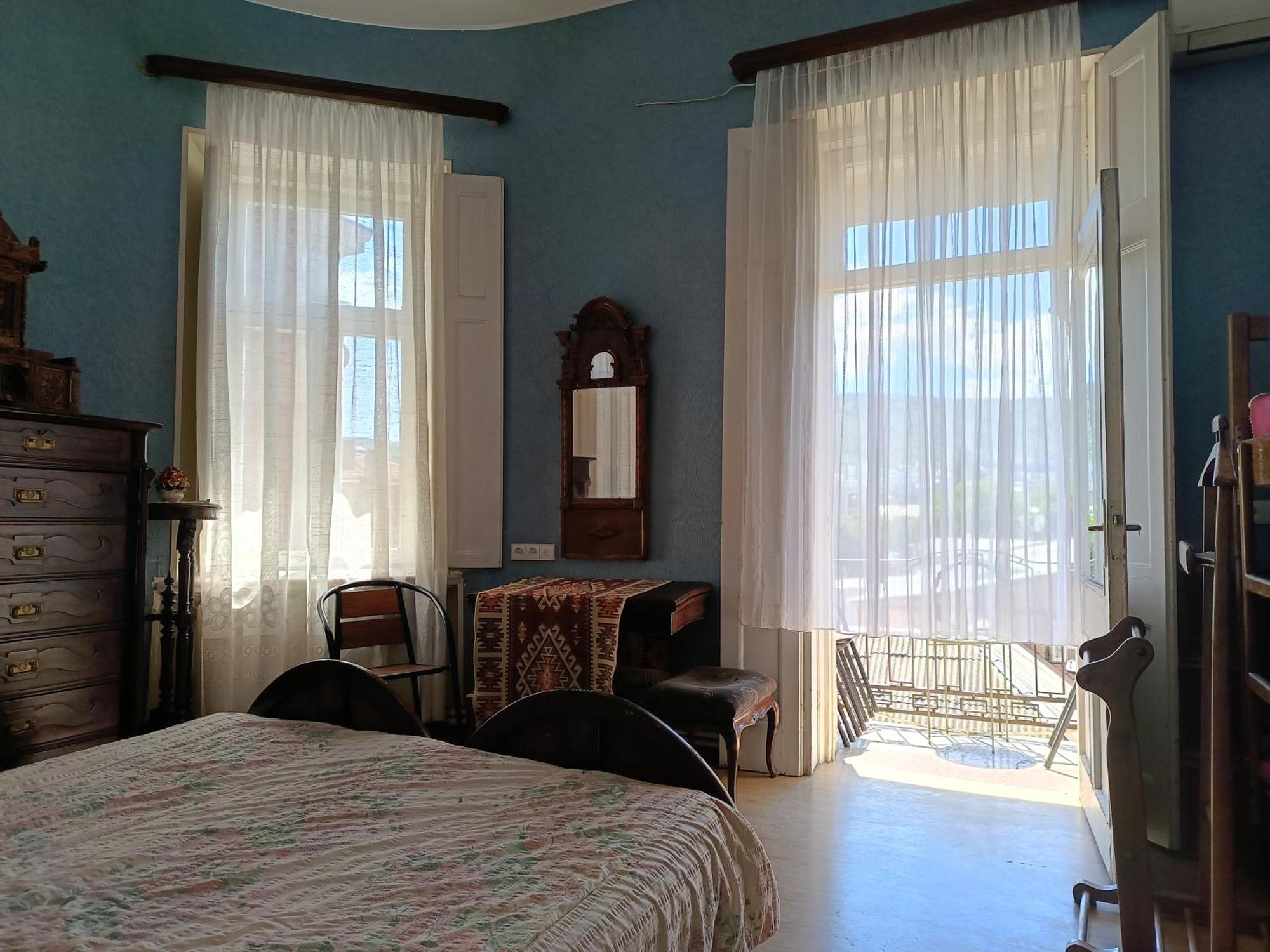 Guest House Irina Tbilisi Bagian luar foto