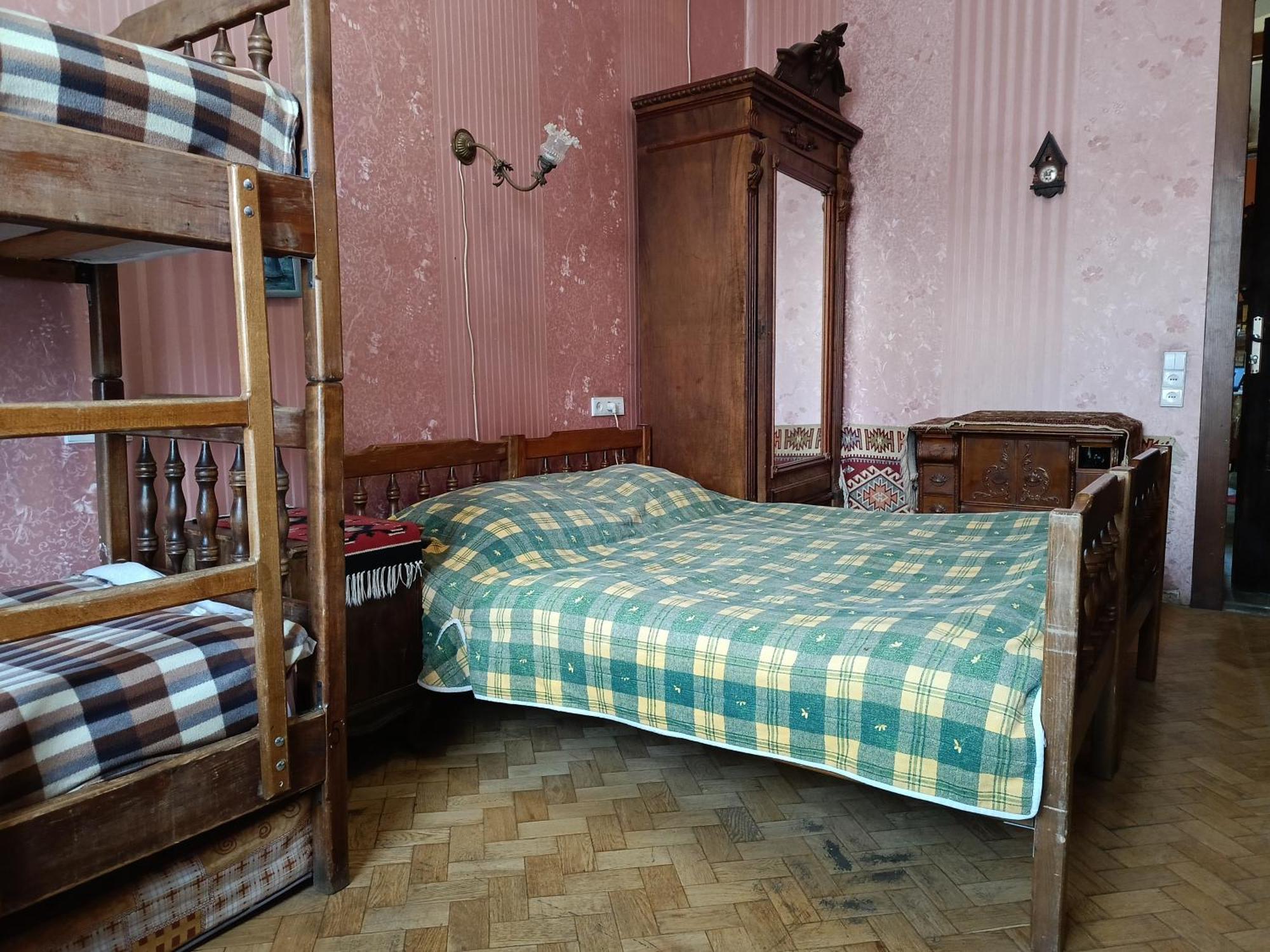 Guest House Irina Tbilisi Bagian luar foto