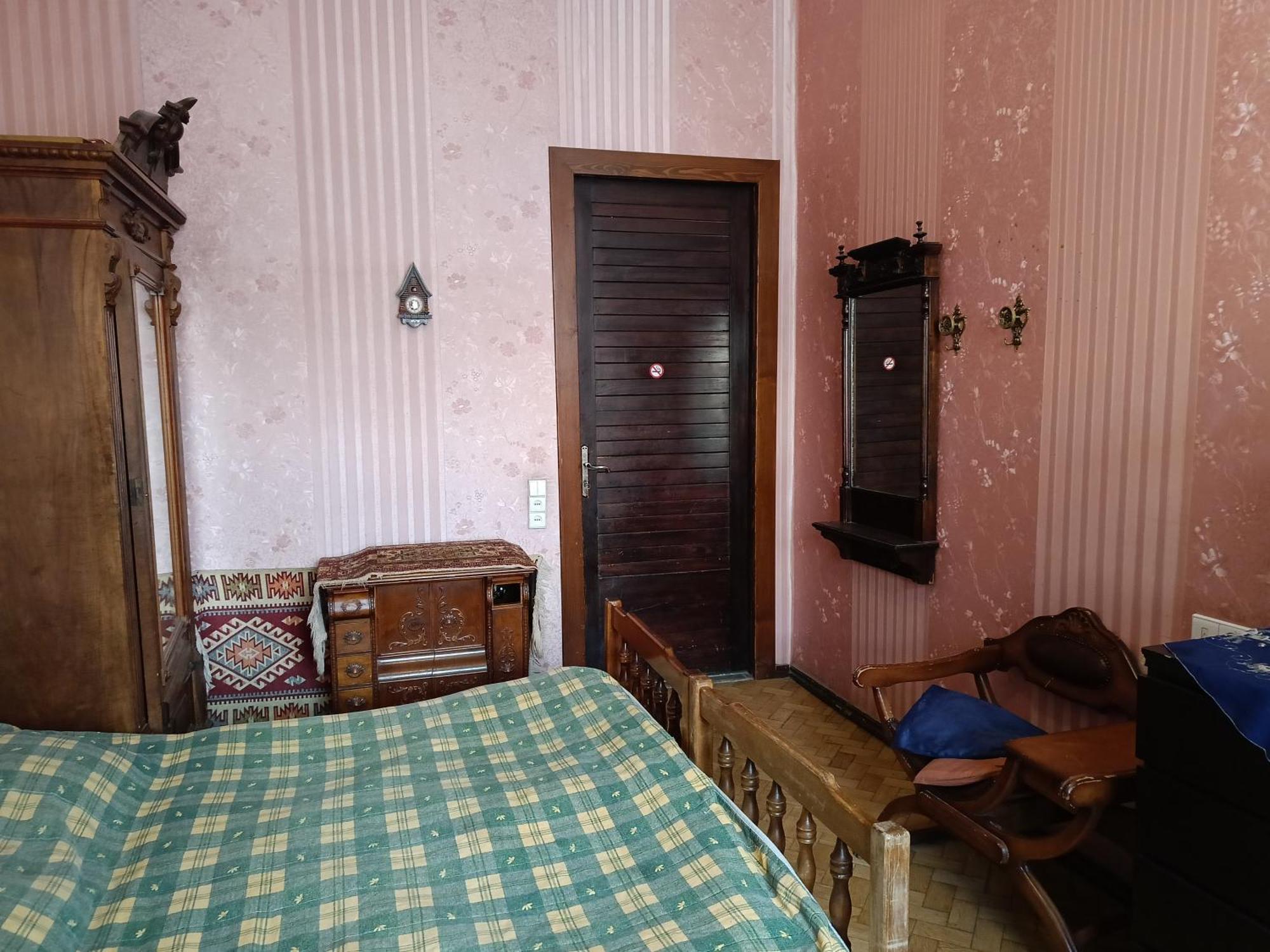 Guest House Irina Tbilisi Bagian luar foto